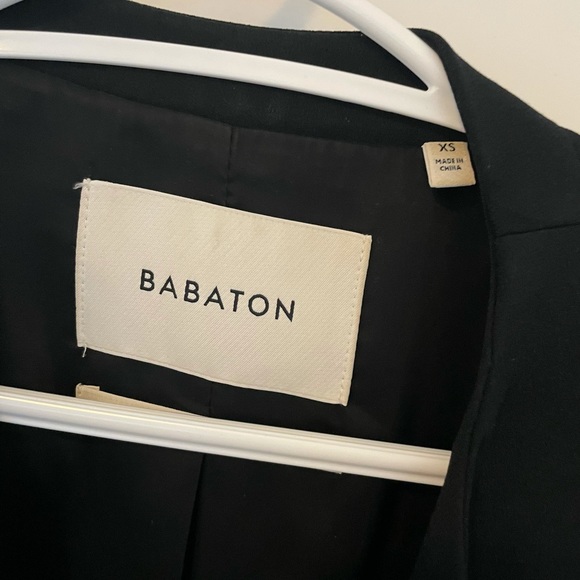 Babaton black vest size XS - Picture 4 of 5